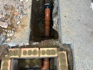 Broken pipe replacement in Notting Hill